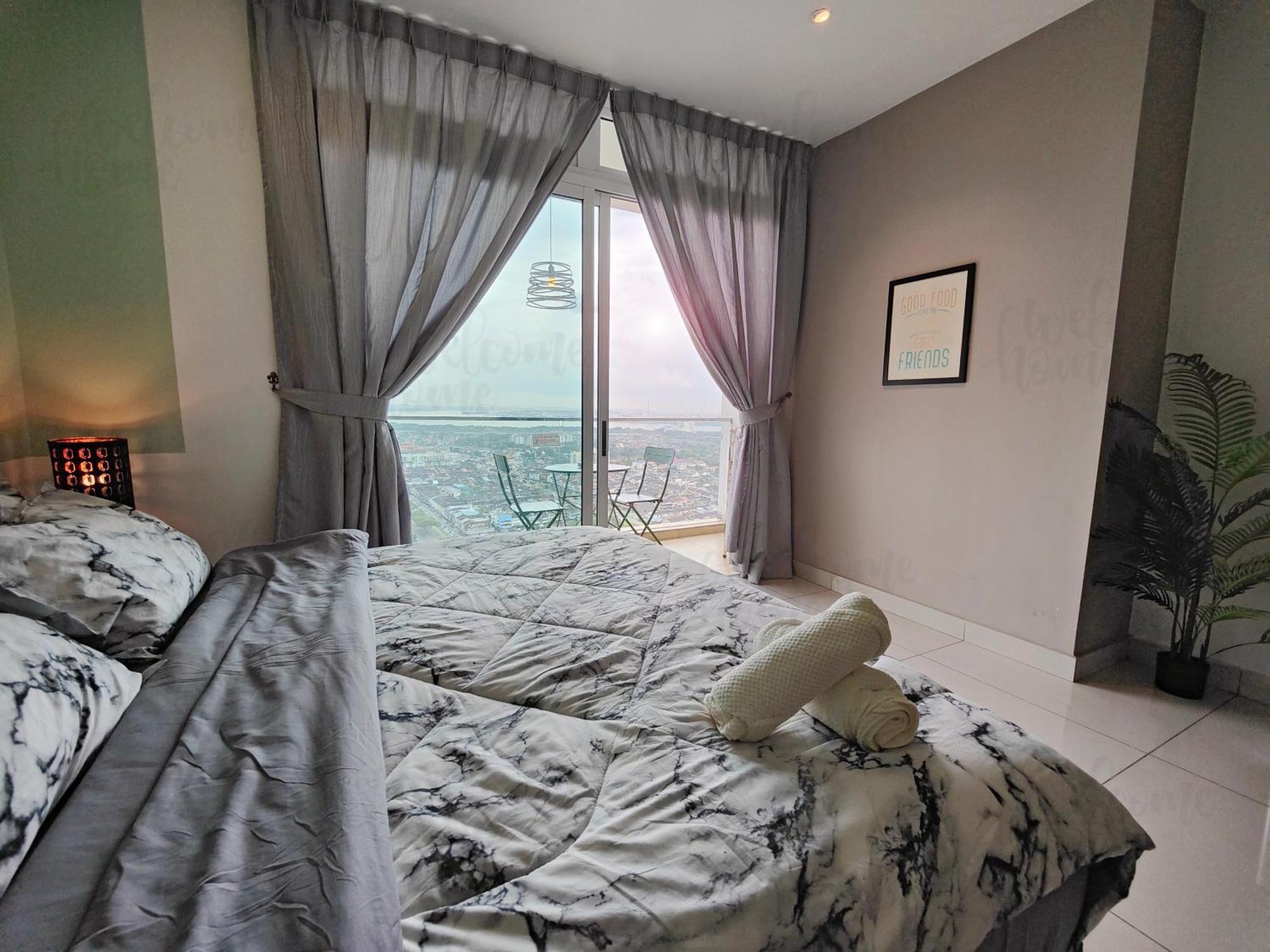 D'Esplanande Residence Homestay By Welcome Home جوهر بهرو الغرفة الصورة